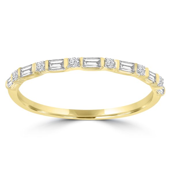 Ring with 0.15ct Diamonds in 9K Yellow Gold