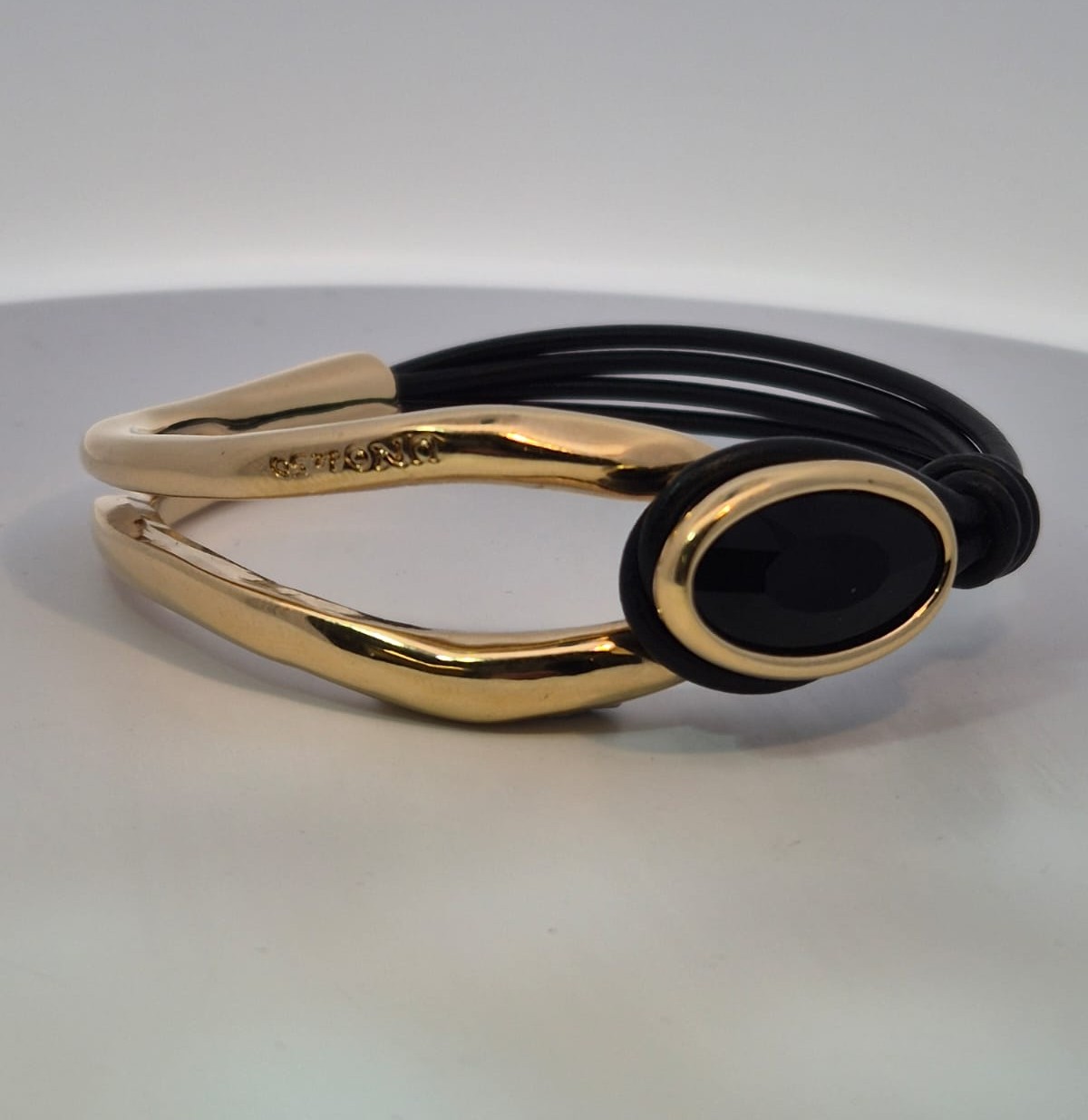 UNO de50 50-50 YGP Leather Tube Bracelet - Image 3