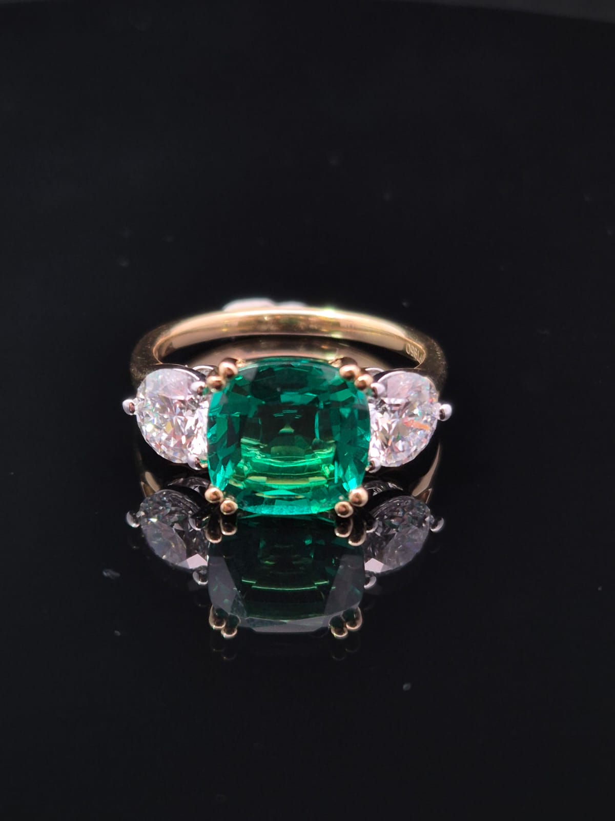 18ct Yellow Gold Emerald and Lab Grown Diamond Ring
