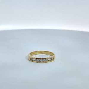 18ct Yellow Gold and Diamond Channel Set