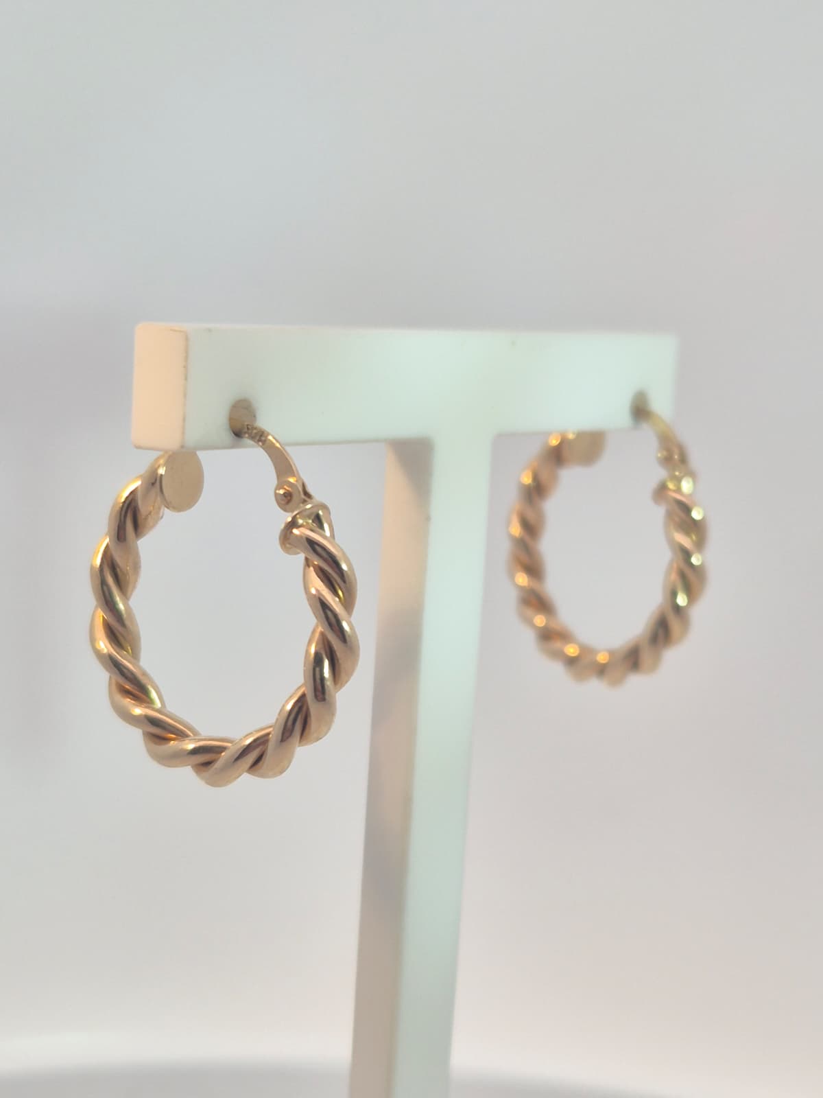 9ct Yellow Gold 15mm Twist Hoops