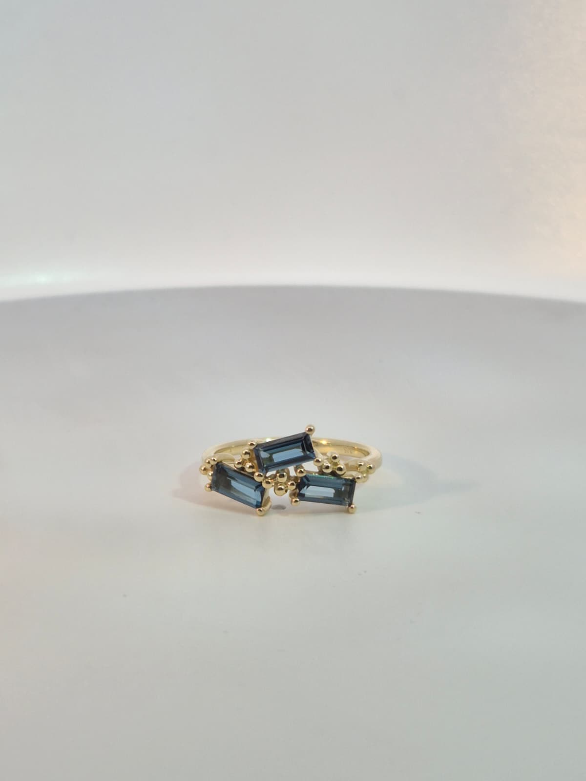 9ct Yellow Gold Emerald Cut Topaz Ring