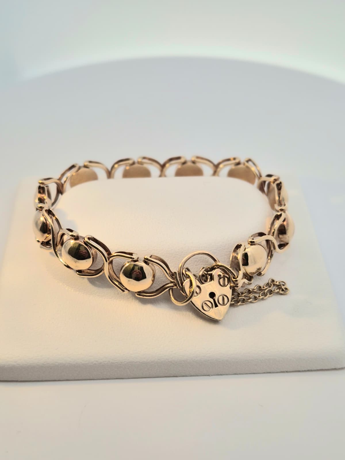 9ct YG 14.6g Heart Padlock Bracelet