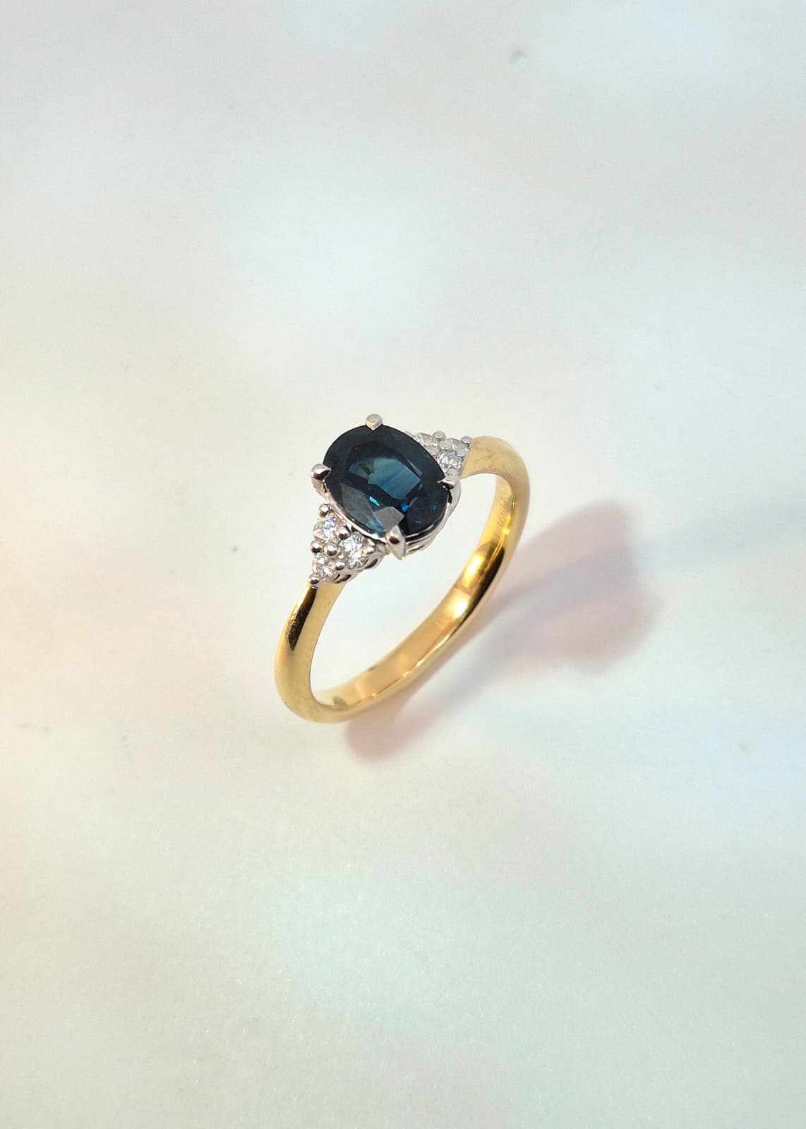 18ct Yellow Gold Sapphire and 0.17ct Diamond Ring